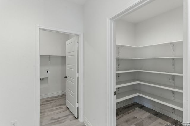 1408 Halletsville, San Antonio, TX 78253