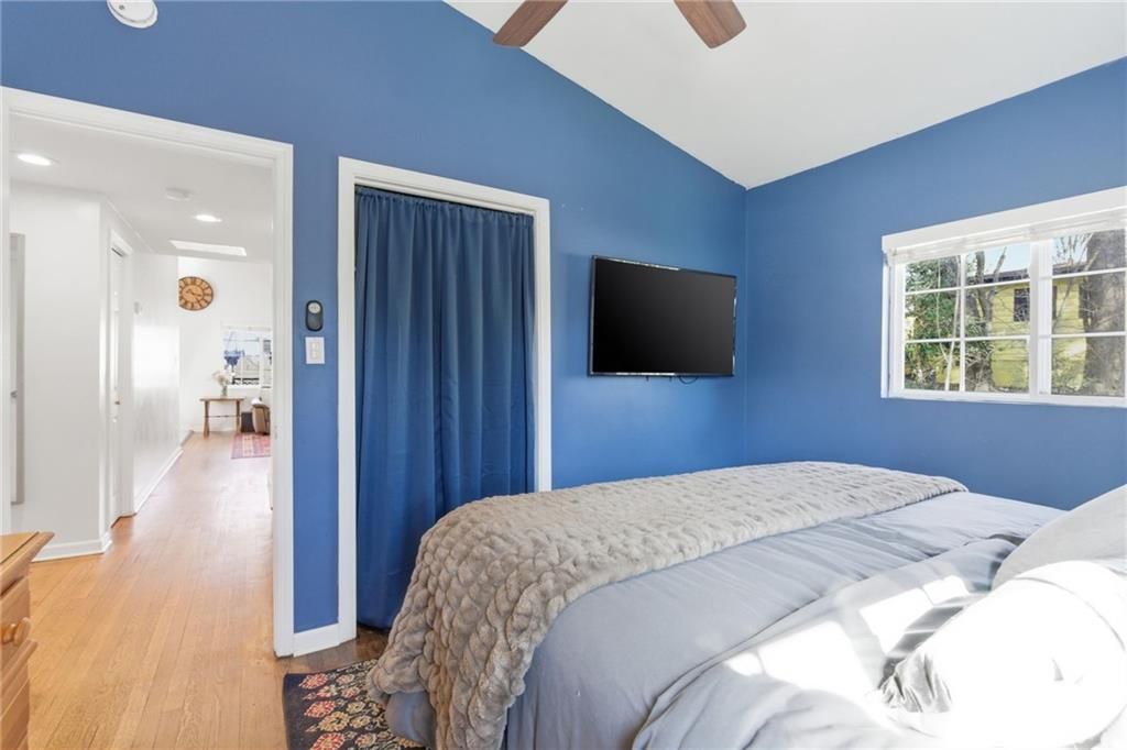 Image 14 of property listing at 3112 Dove Way, Decatur, GA 30033