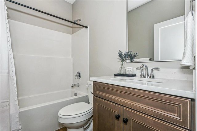 13807 W Barn Owl St, Wichita, KS 67235