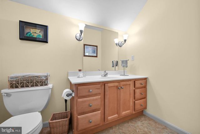 1374 CLEARVIEW DR, Denver, PA 17517