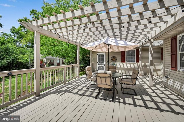 1374 CLEARVIEW DR, Denver, PA 17517