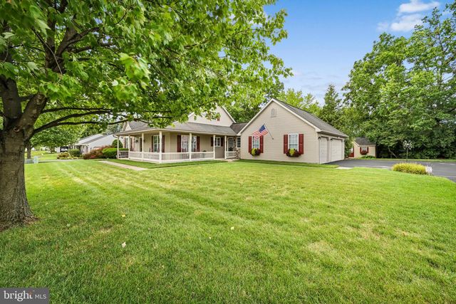 1374 CLEARVIEW DR, Denver, PA 17517
