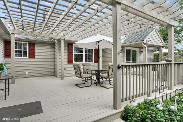 1374 CLEARVIEW DR, Denver, PA 17517