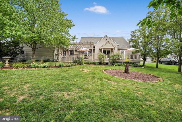 1374 CLEARVIEW DR, Denver, PA 17517