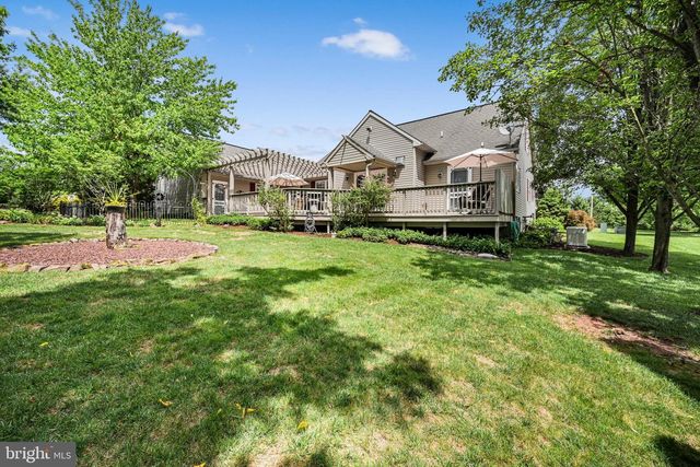 1374 CLEARVIEW DR, Denver, PA 17517