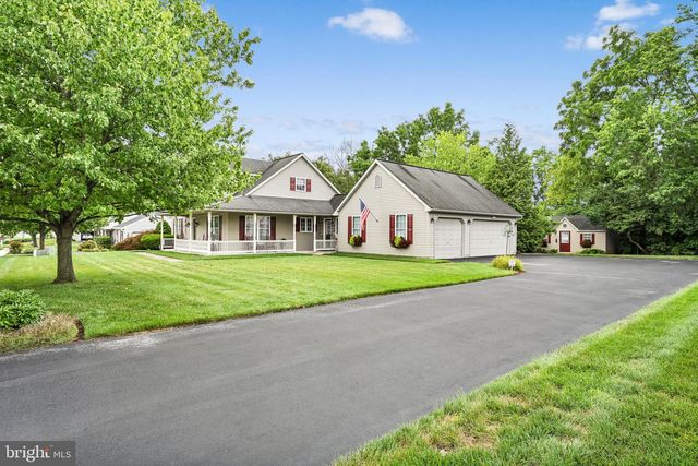 1374 CLEARVIEW DR, Denver, PA 17517