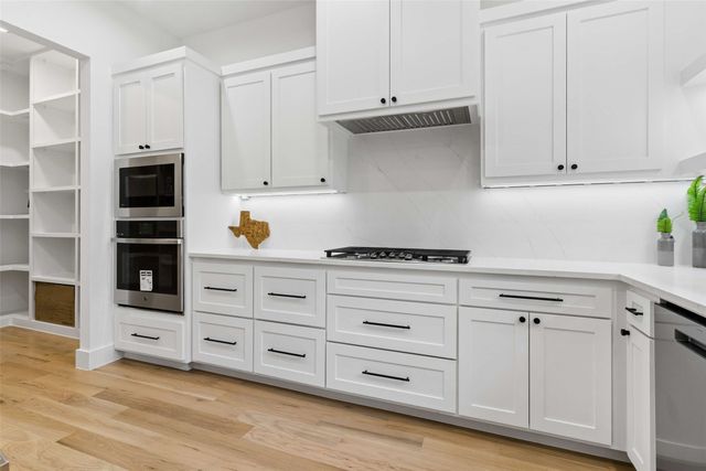 10144 Rockmoor Court, Dallas, TX 75229