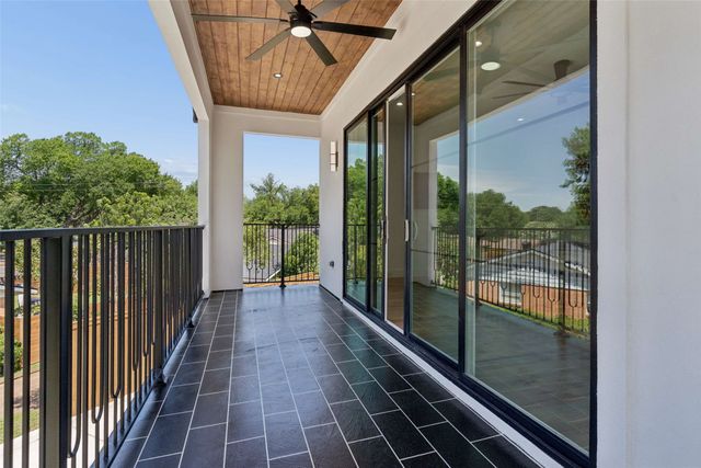 10144 Rockmoor Court, Dallas, TX 75229