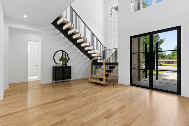 10144 Rockmoor Court, Dallas, TX 75229