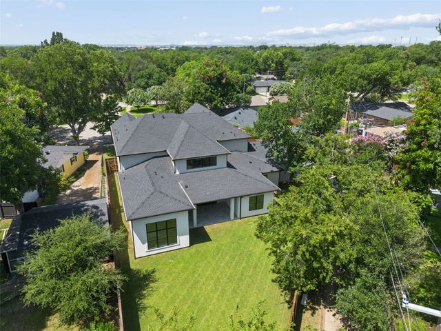 10144 Rockmoor Court, Dallas, TX 75229