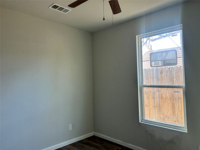 13982 E Travis Lane, Log Cabin, TX 75148