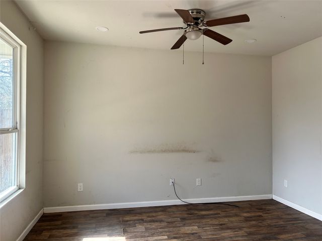 13982 E Travis Lane, Log Cabin, TX 75148