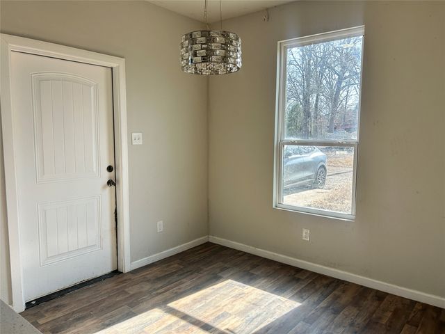 13982 E Travis Lane, Log Cabin, TX 75148