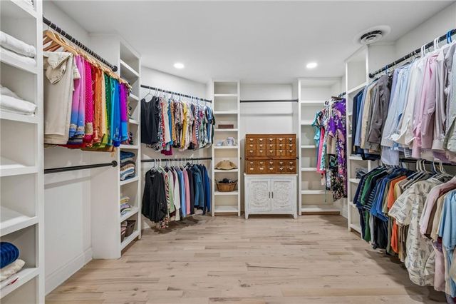 2211 Hill Park Court, Decatur, GA 30033