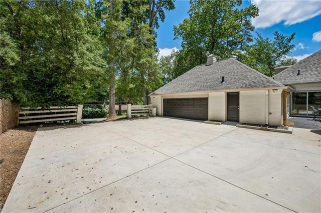2211 Hill Park Court, Decatur, GA 30033
