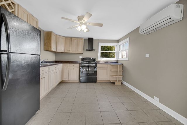 2078 N 17th Avenue, Melrose Park, IL 60160