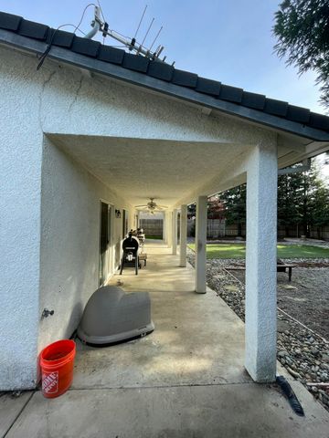 3343 Oak Street, Anderson, CA 96007