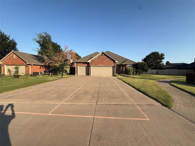 3908 Brunswick Lane, Norman, OK 73072