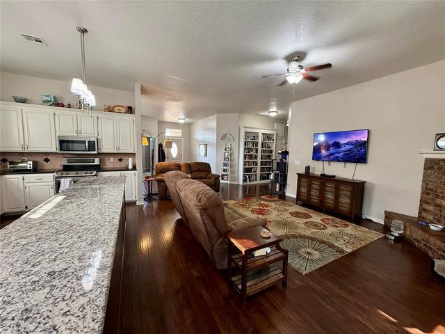 3908 Brunswick Lane, Norman, OK 73072