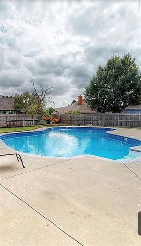 3908 Brunswick Lane, Norman, OK 73072