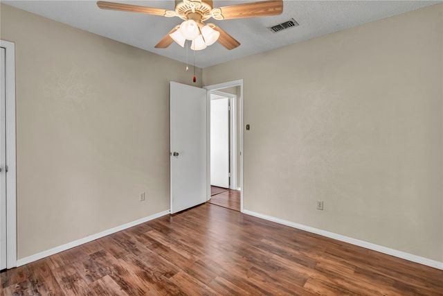 1008 Westminister Court, Arlington, TX 76015