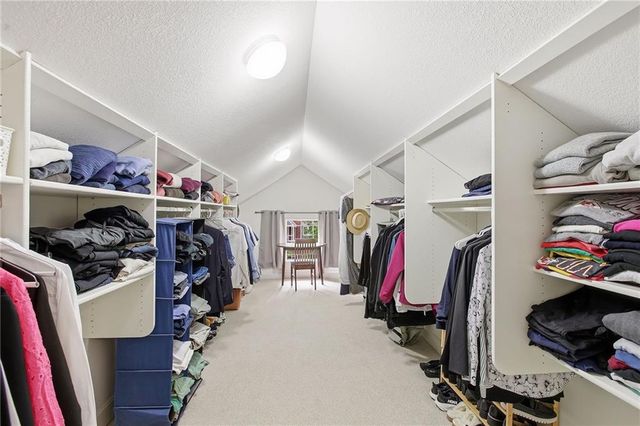 7408 Belleview Avenue, Kansas City, MO 64114