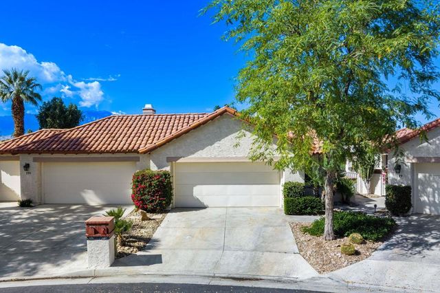127 Avellino Circle, Palm Desert, CA 92211