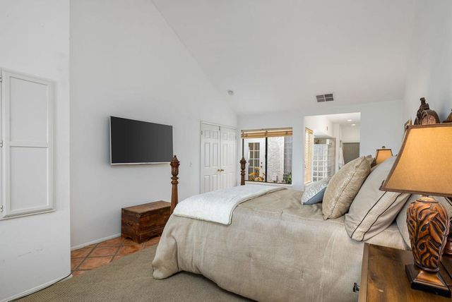 127 Avellino Circle, Palm Desert, CA 92211