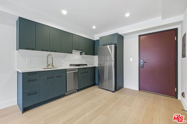 12425 Texas Avenue 2, Los Angeles, CA 90025