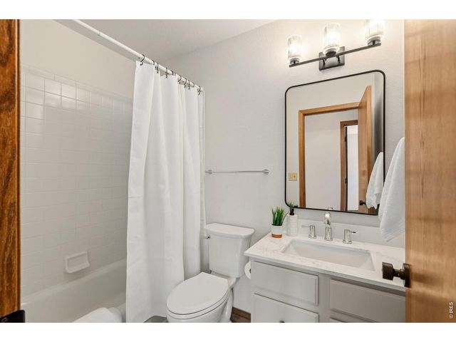 2110 Chancery Dr, Loveland, CO 80538