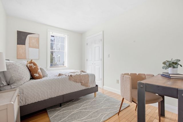 194 E St A, Boston, MA 02127