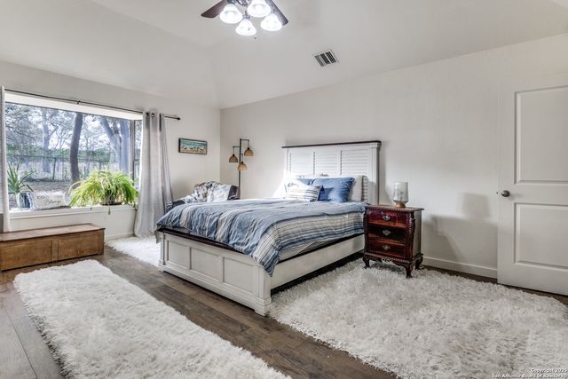 104 Whippoorwill Ct, Boerne, TX 78006