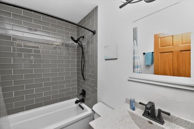 731 Hidden View COURT, Slinger, WI 53086