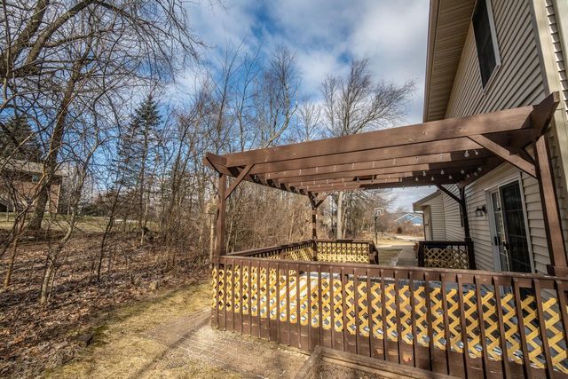 731 Hidden View COURT, Slinger, WI 53086
