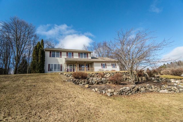 731 Hidden View COURT, Slinger, WI 53086