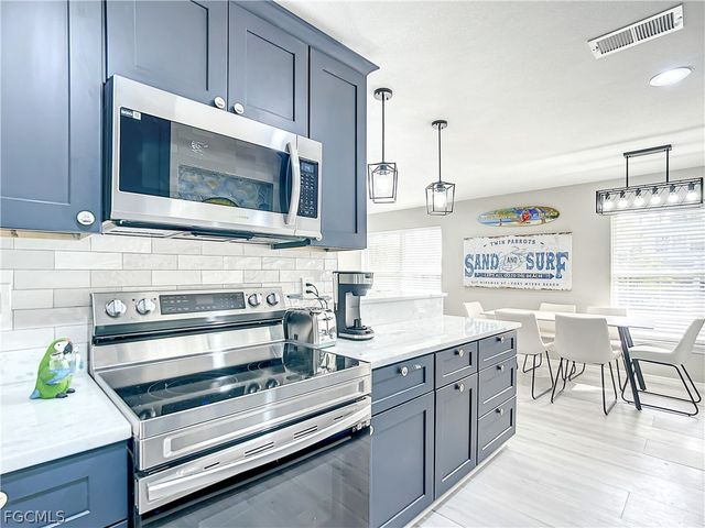 217 Miramar ST, Fort Myers Beach, FL 33931