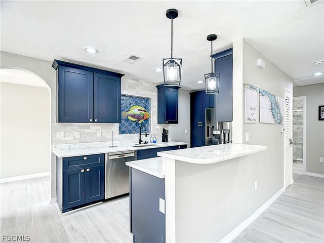 217 Miramar ST, Fort Myers Beach, FL 33931