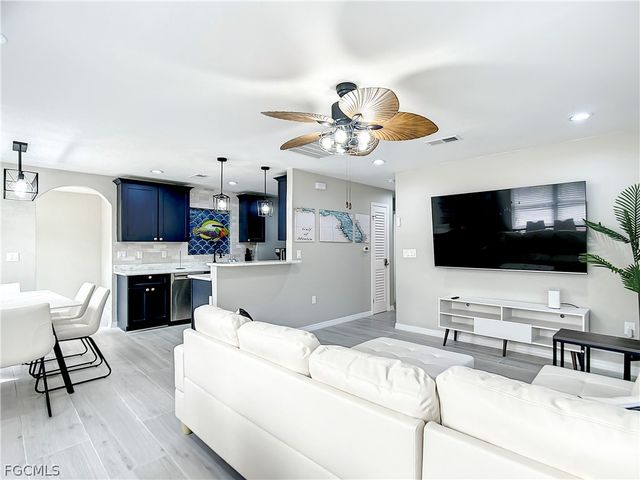 217 Miramar ST, Fort Myers Beach, FL 33931