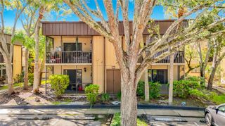 11805 RAINTREE LAKE LN B, Temple Terrace, FL 33617