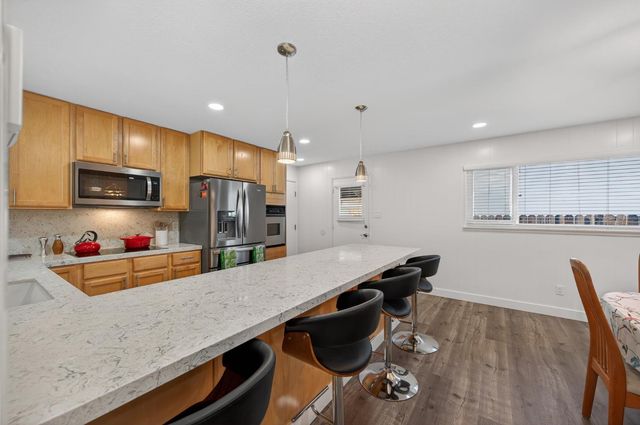 9149 Rundelay Way, Sacramento, CA 95826