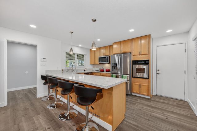 9149 Rundelay Way, Sacramento, CA 95826