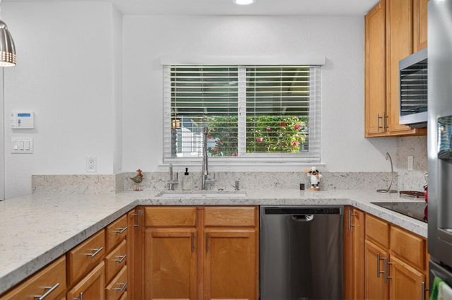 9149 Rundelay Way, Sacramento, CA 95826