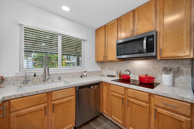 9149 Rundelay Way, Sacramento, CA 95826