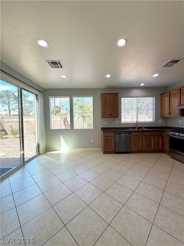 8672 Big Sagebrush Avenue, Las Vegas, NV 89117