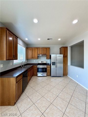 8672 Big Sagebrush Avenue, Las Vegas, NV 89117