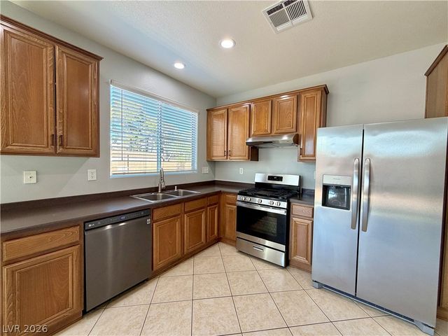 8672 Big Sagebrush Avenue, Las Vegas, NV 89117