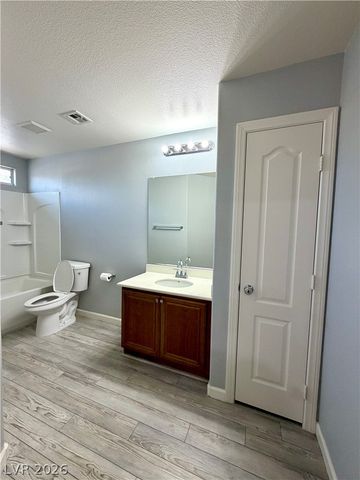 8672 Big Sagebrush Avenue, Las Vegas, NV 89117