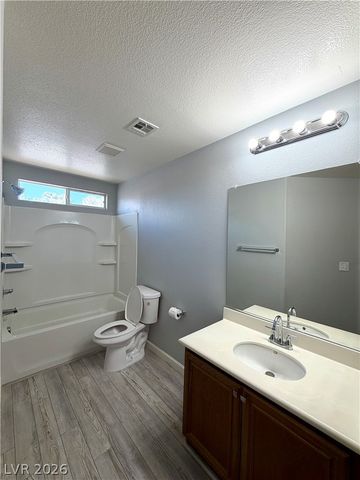 8672 Big Sagebrush Avenue, Las Vegas, NV 89117