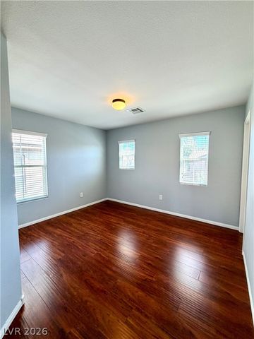 8672 Big Sagebrush Avenue, Las Vegas, NV 89117