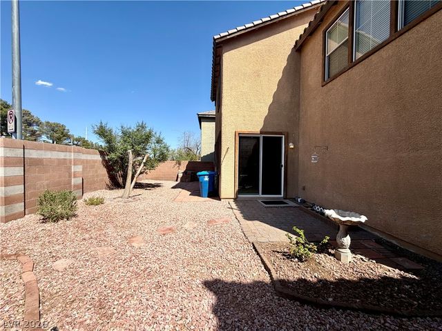 8672 Big Sagebrush Avenue, Las Vegas, NV 89117